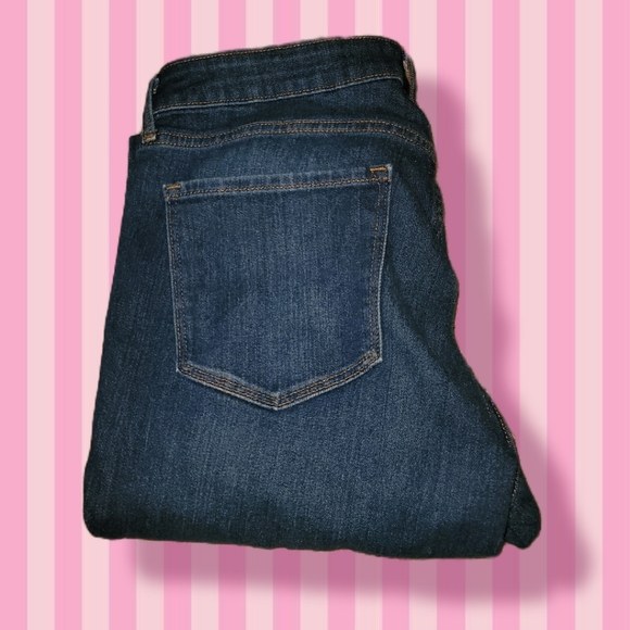 Old navy women's power slim straight midrise jeans - Picture 3 of 4